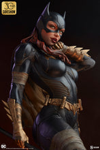 Load image into Gallery viewer, PRE-ORDER: BATGIRL PREMIUM FORMAT STATUE