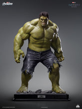 Load image into Gallery viewer, PRE-ORDER: HULK 1/3 SCALE STATUE
