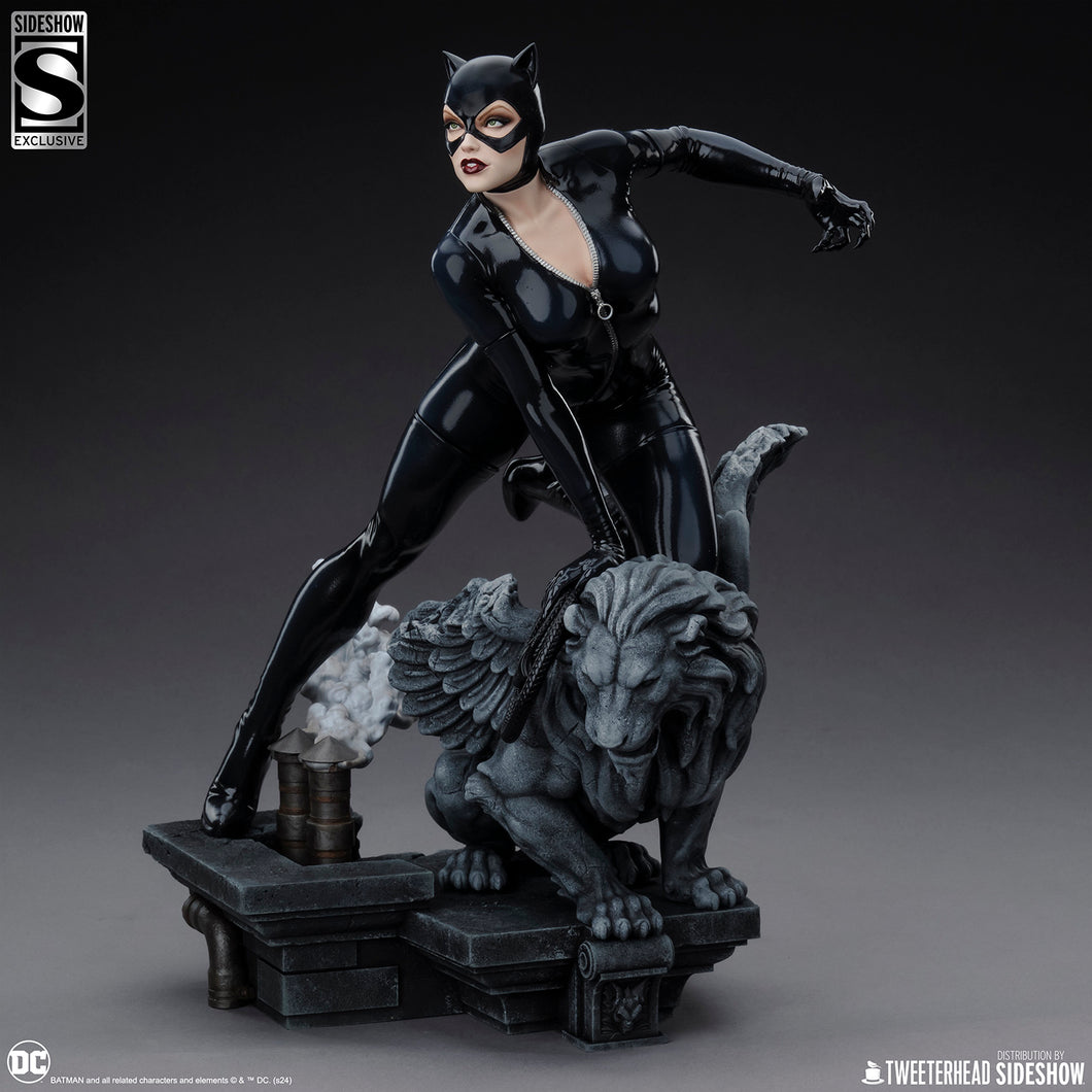 PRE-ORDER: CATWOMAN QUARTER SCALE MAQUETTE