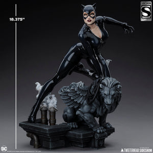 PRE-ORDER: CATWOMAN QUARTER SCALE MAQUETTE