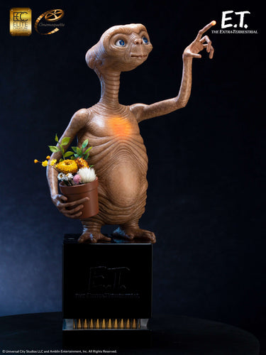 E.T. MAQUETTE