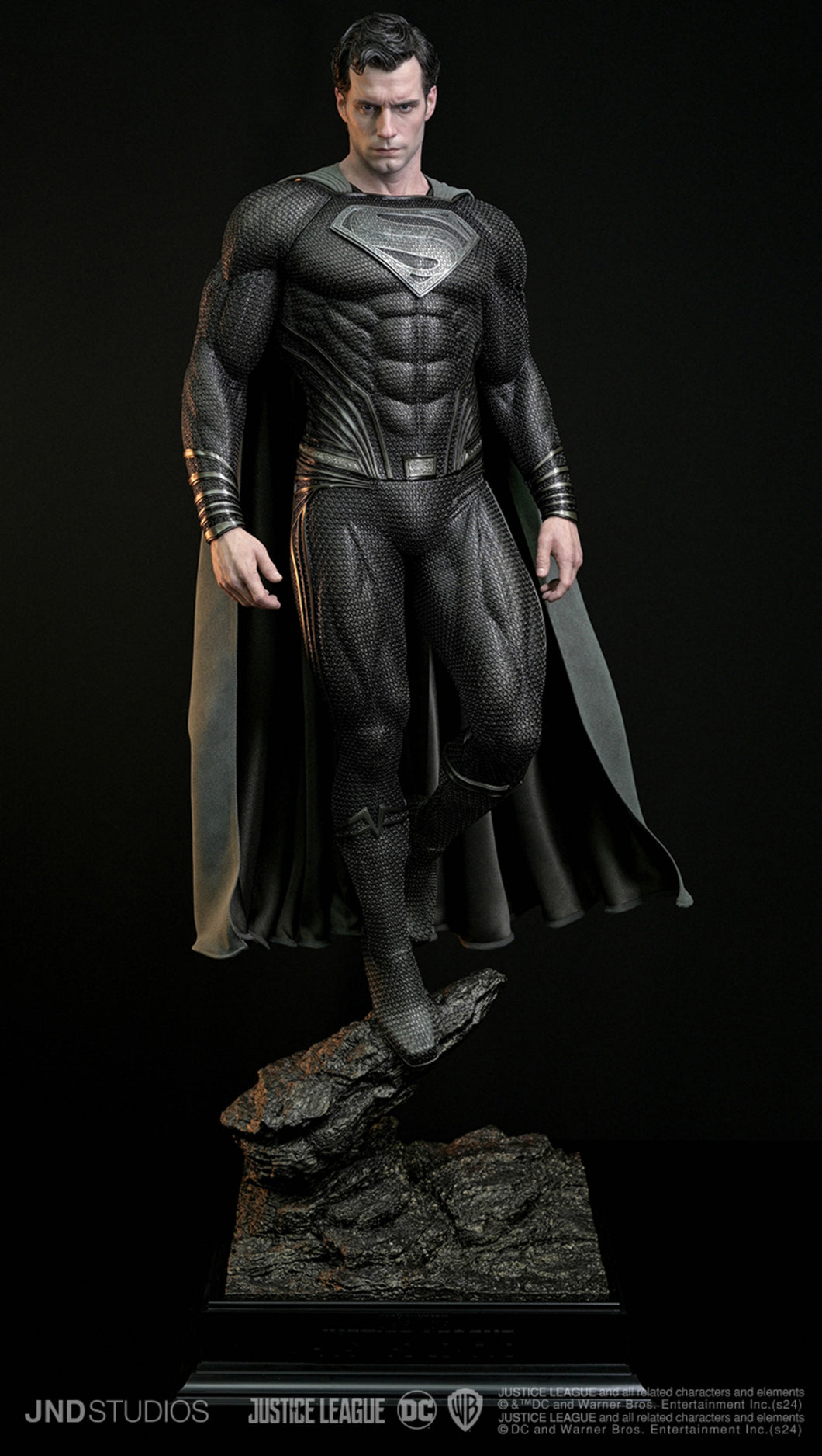 JUSTICE LEAGUE SUPERMAN BLACK COSTUME HYPERREAL STATUE