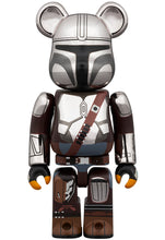 Load image into Gallery viewer, THE MANDALORIAN CHROME VERSION BEARBRICK SET