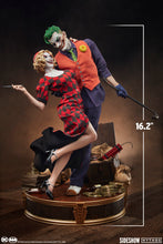 Load image into Gallery viewer, PRE-ORDER: THE JOKER AND HARLEY DIORAMA