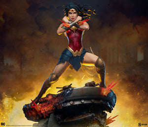 PRE-ORDER: WONDER WOMAN: SAVING THE DAY