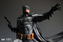 Load image into Gallery viewer, PRE-ORDER: BATMAN CLASSIC QUARTER SCALE