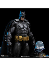 Load image into Gallery viewer, PRE-ORDER: BATMAN UNLEASHED DELUXE ART SCALE