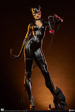 Load image into Gallery viewer, CATWOMAN PREMIUM FORMAT