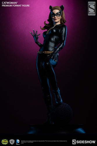 Classic Catwoman Premium Format Statue