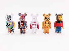 Load image into Gallery viewer, DCon 100% Bearbrick 5-Pack