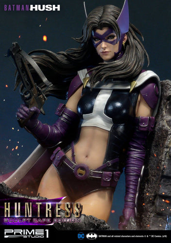 BATMAN HUSH: HUNTRESS SCULPT CAPE