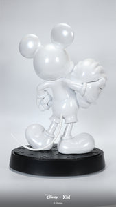 PRE-ORDER: MICKEY MOUSE PEARL WHITE VERSION
