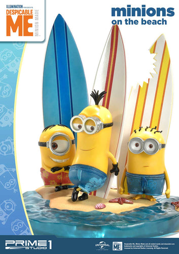 MINIONS ON THE BEACH