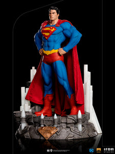 PRE-ORDER: SUPERMAN UNLEASHED DELUXE ART SCALE