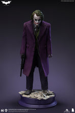 Load image into Gallery viewer, PRE-ORDER: THE DARK KNIGHT JOKER SIXTH SCALE