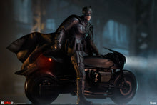 Load image into Gallery viewer, PRE-ORDER: THE BATMAN PREMIUM FORMAT