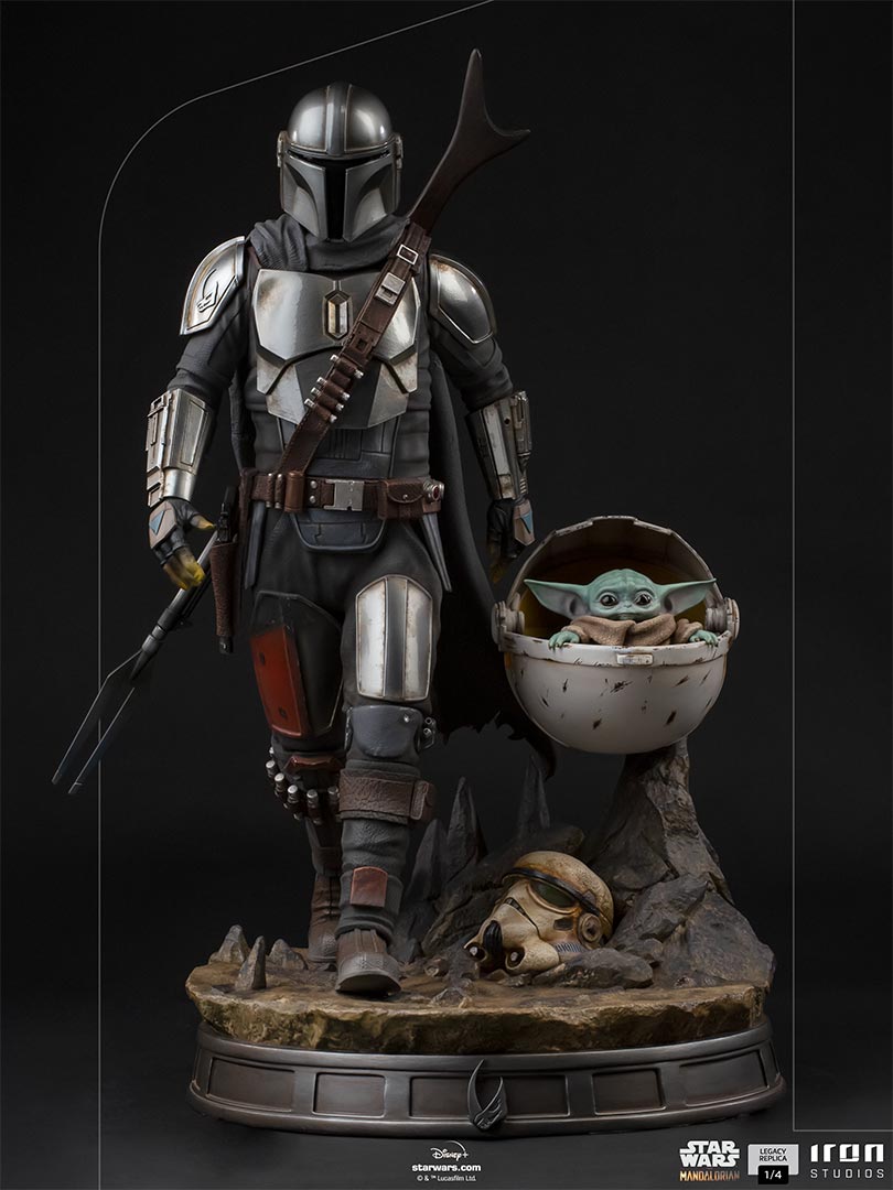 THE MANDALORIAN AND CHILD LEGACY STATUE